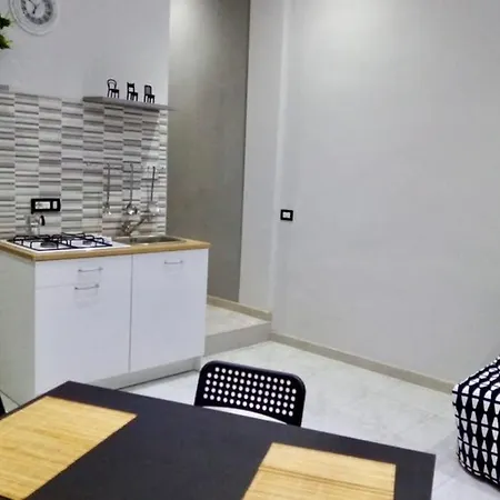 Orefici Maison شقة نابولي